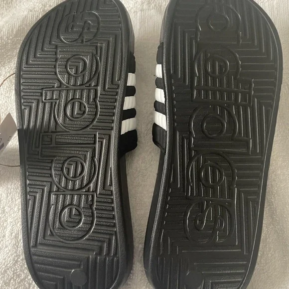 SOLD! Adidas Adissage Slides. Mens Size 7 Women’s 8. NWT! - Picture 3 of 4